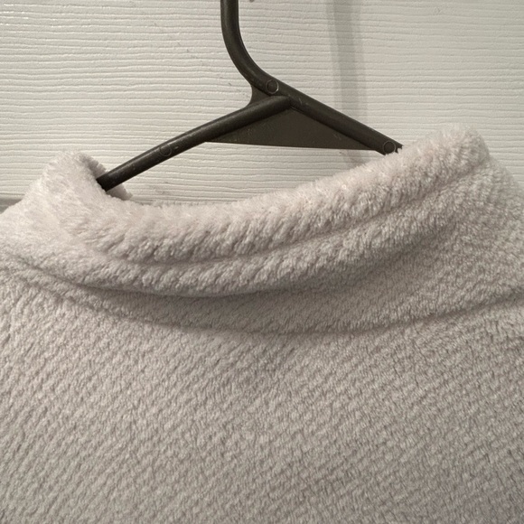 Patagonia Off-White Fleece 3/4 pullover - Picture 12 of 12